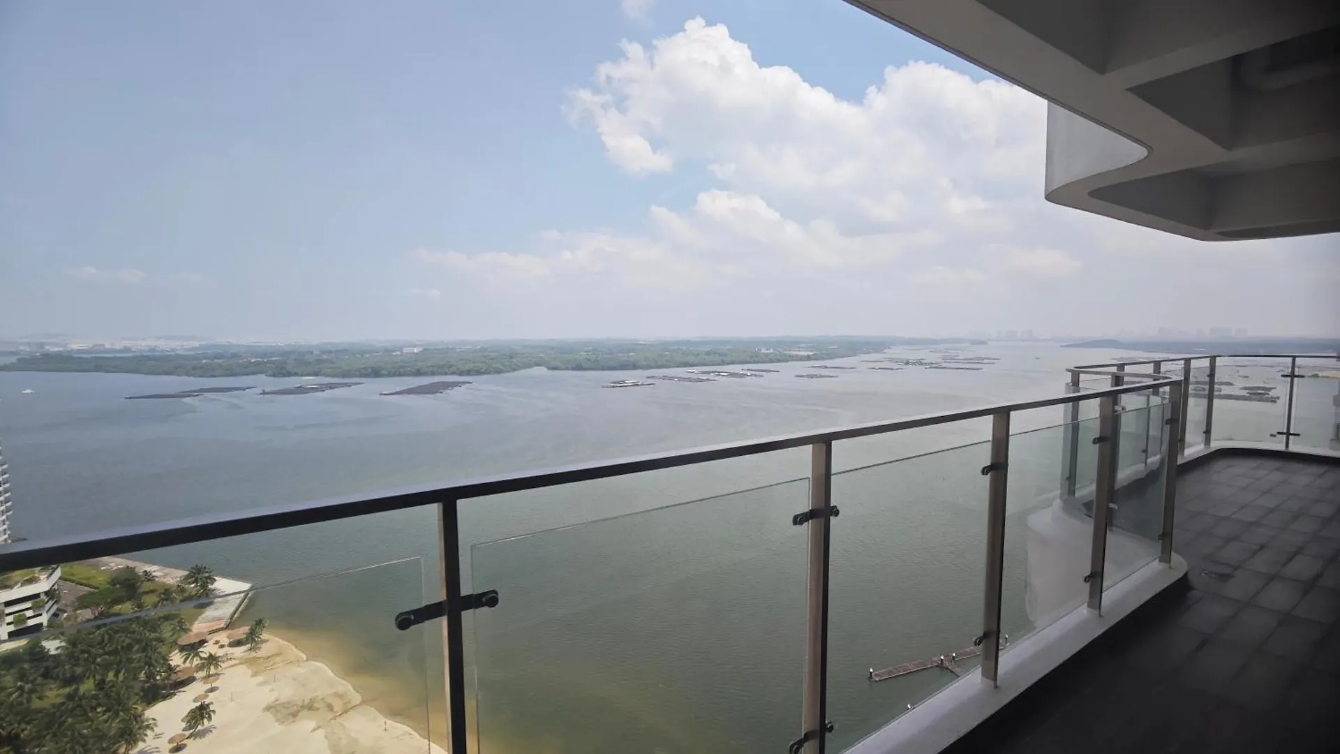 Country Garden Danga Bay Sea View Large Apartment Johor Bahru 0*,